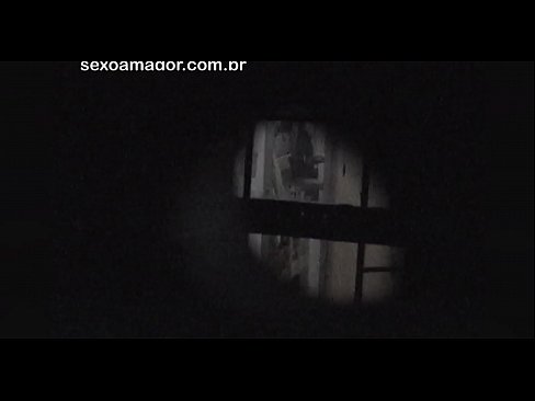 ❤️ Blondie wird heimlich von einem Voyeur aus der Nachbarschaft gefilmt, der sich hinter Hohlblocksteinen versteckt Sluts bei de.sex-porntube.ru
