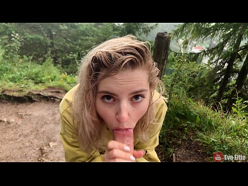 ❤️ Mädchen schluckt Sperma nach einem öffentlichen Blowjob - Eva Elfi Sluts bei de.sex-porntube.ru