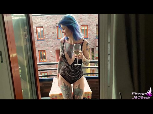 ❤️ Großartiges Mädchen lutscht mit einem Schluck und fickt leidenschaftlich unter freiem Himmel Sluts bei de.sex-porntube.ru